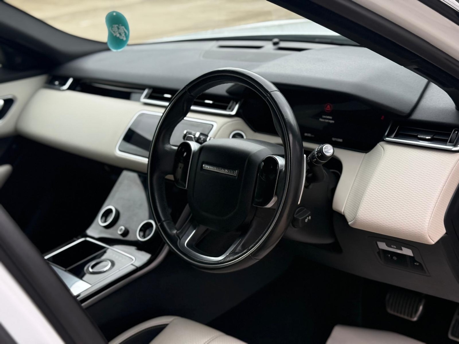 Used Land Rover Range Rover Velar 2018 for sale - 76555586: Photo 10