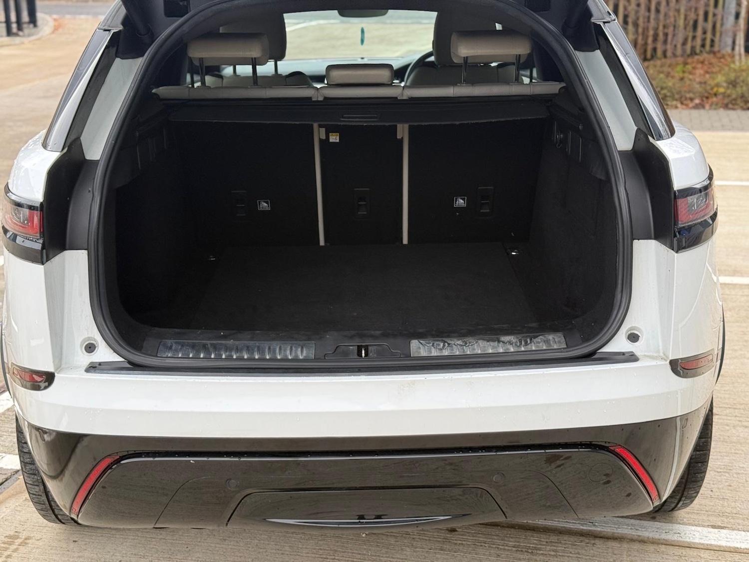 Used Land Rover Range Rover Velar 2018 for sale - 76555586: Photo 12