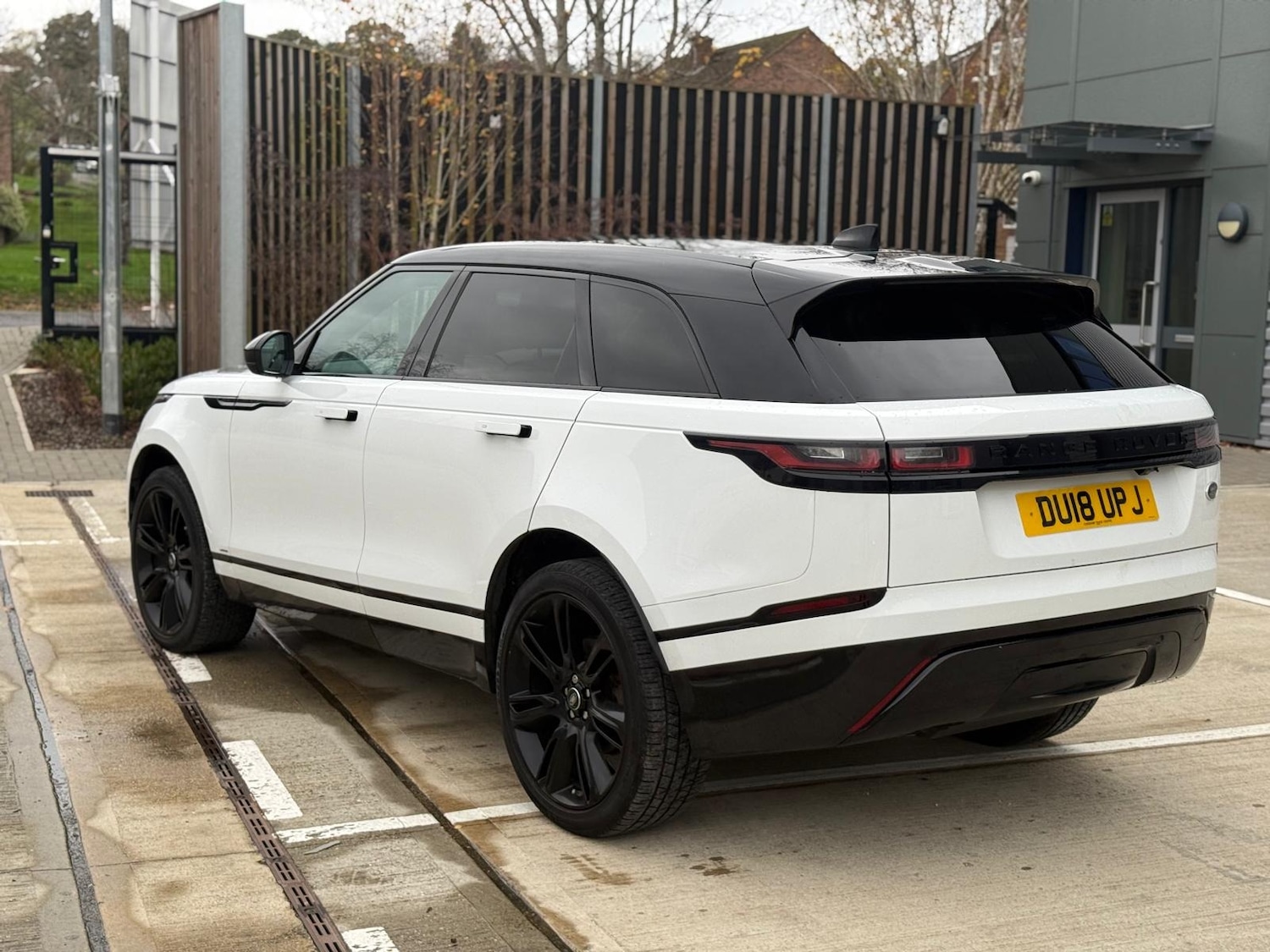 Used Land Rover Range Rover Velar 2018 for sale - 76555586: Photo 5