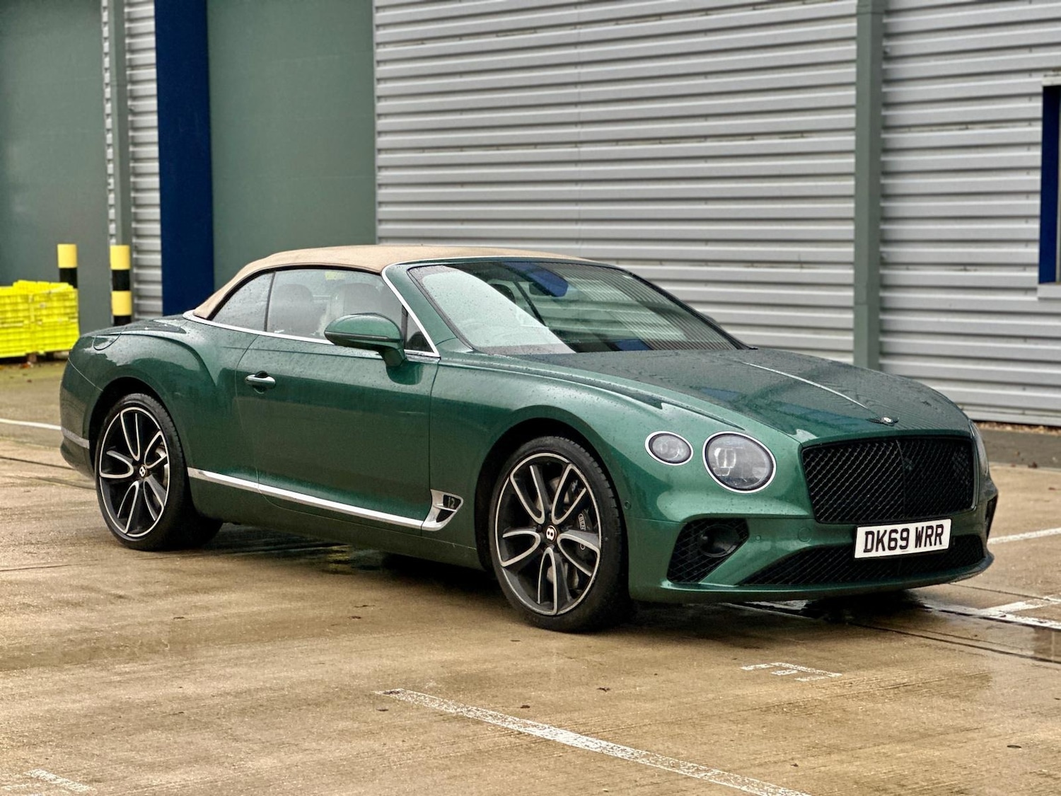 Used Bentley Continental 2019 for sale - 76817460: Photo 2