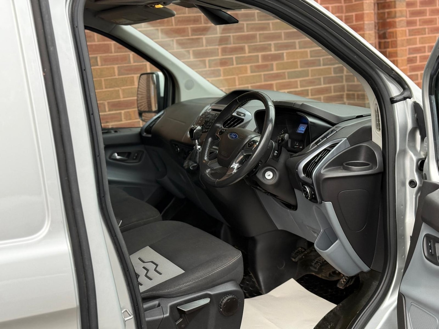 Used Ford Transit Custom 2015 for sale - 76556678: Photo 9