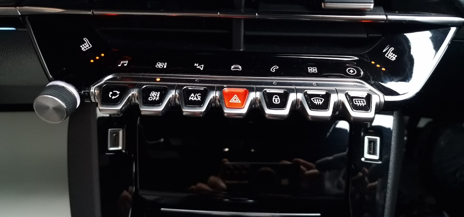 Used Peugeot 208 2020 for sale - 77641068: Photo 19