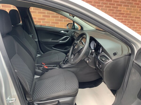 Used Vauxhall Astra 2016 for sale - 71187989: Photo 8