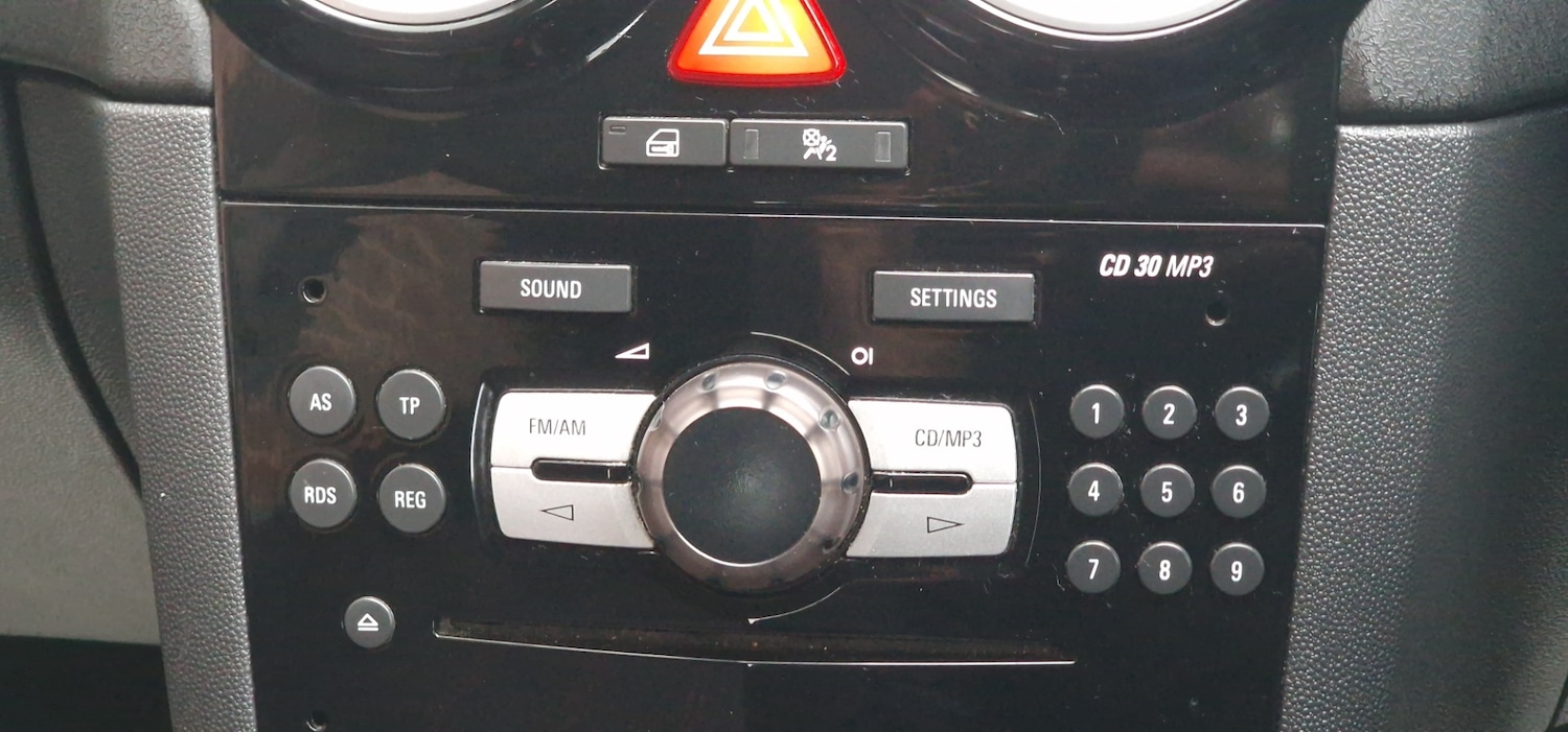 Used Vauxhall Corsa 2011 for sale - 77606844: Photo 17