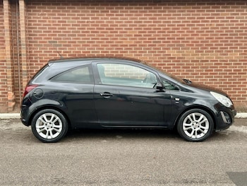 Used Vauxhall Corsa 2011 for sale - 76543153: Photo