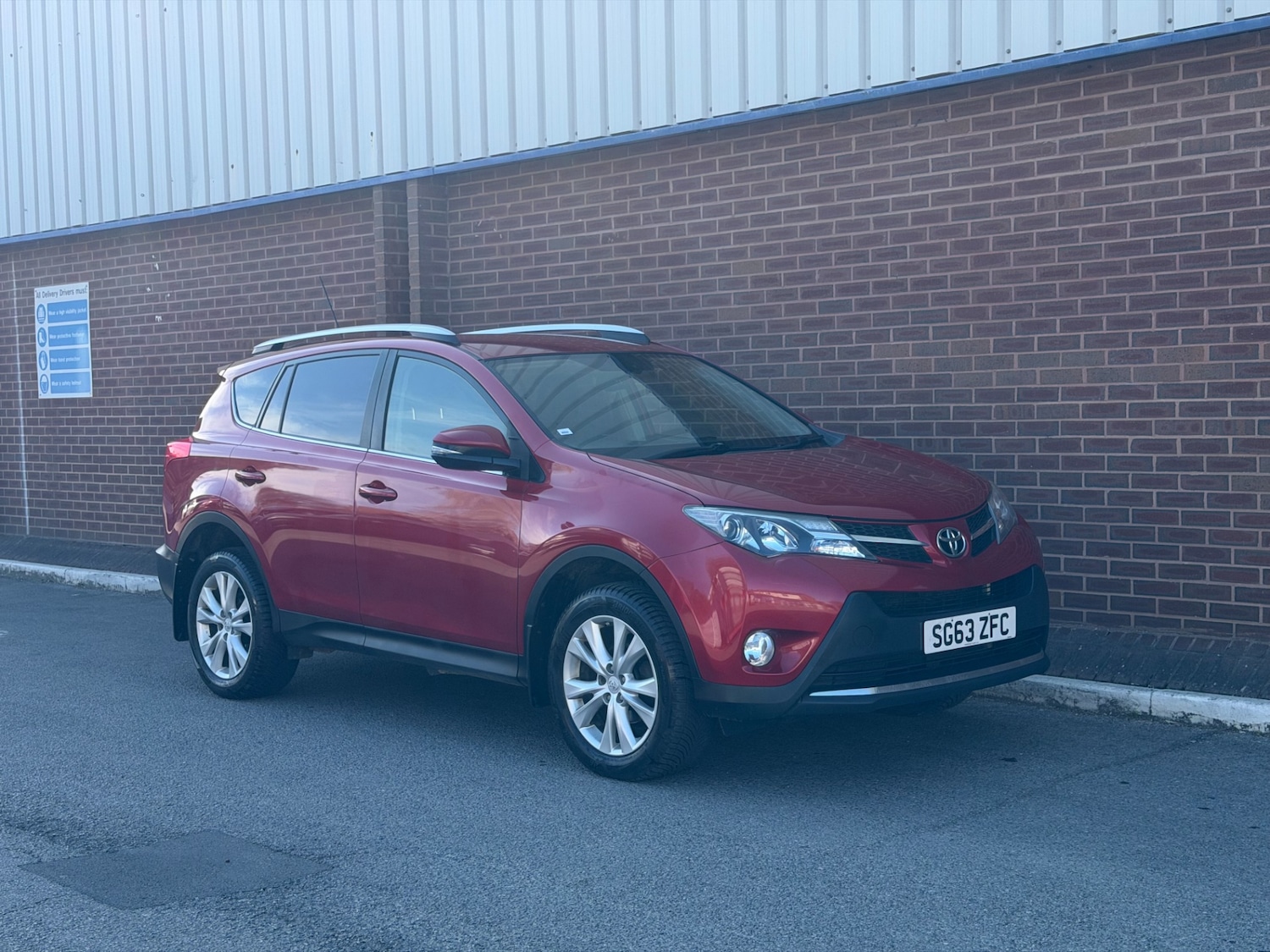 Used Toyota RAV4 2013 for sale - 78175923: Photo 2
