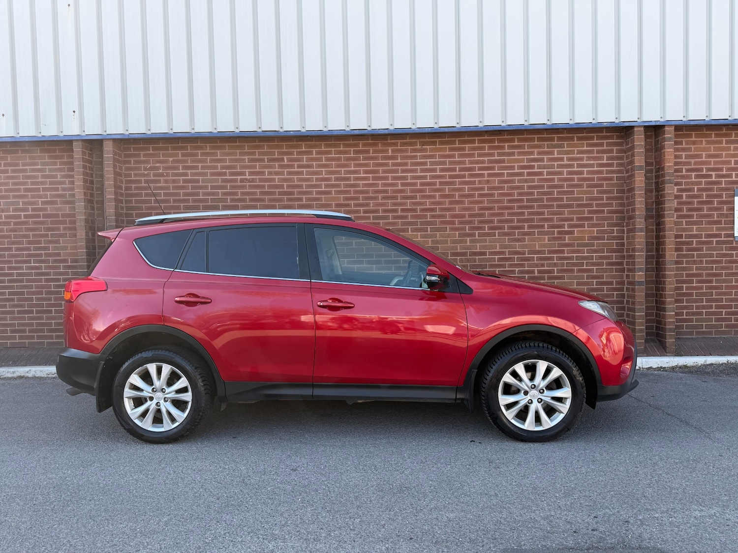 Used Toyota RAV4 2013 for sale - 78175923: Photo 4
