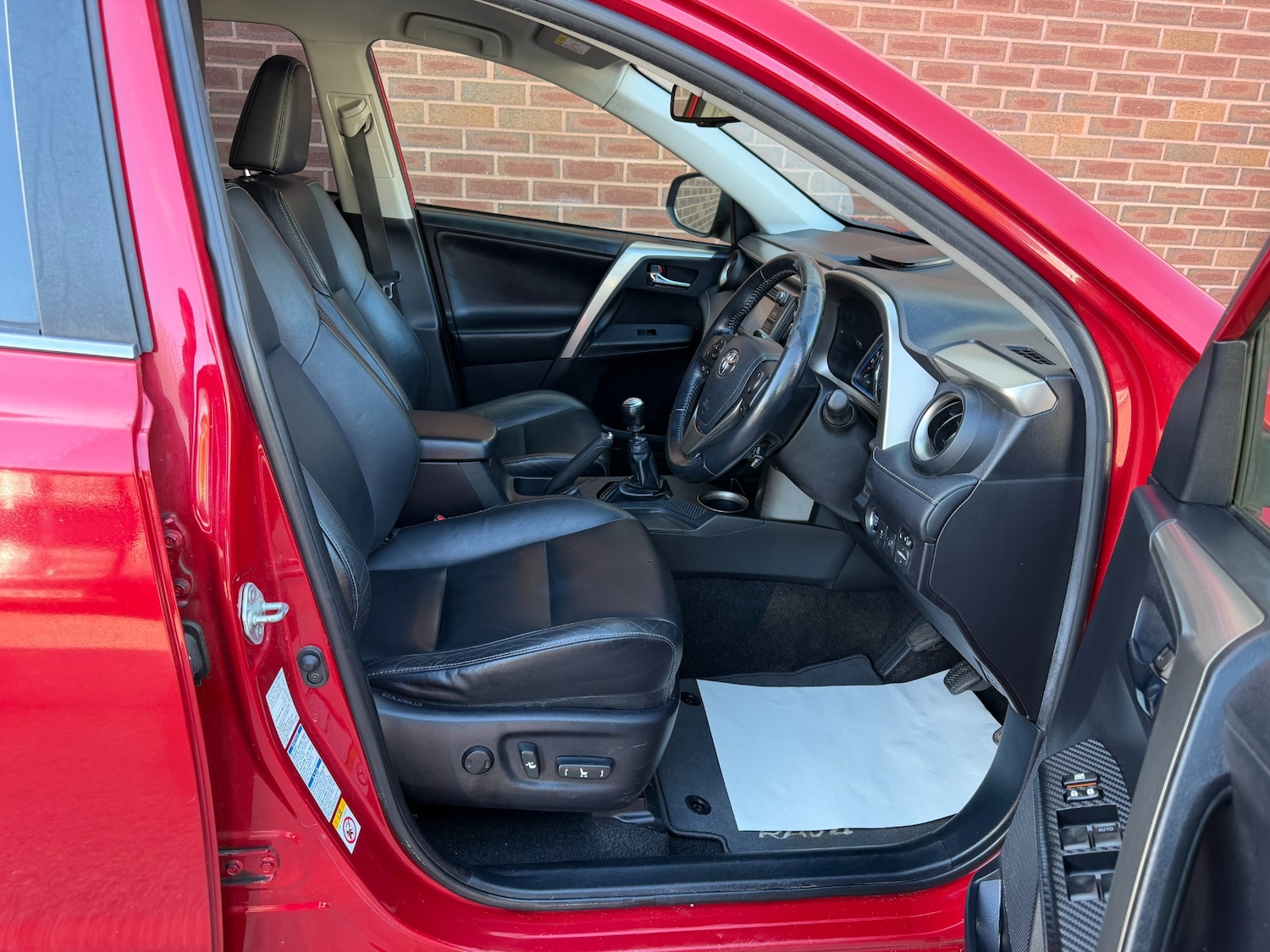 Used Toyota RAV4 2013 for sale - 78175923: Photo 8