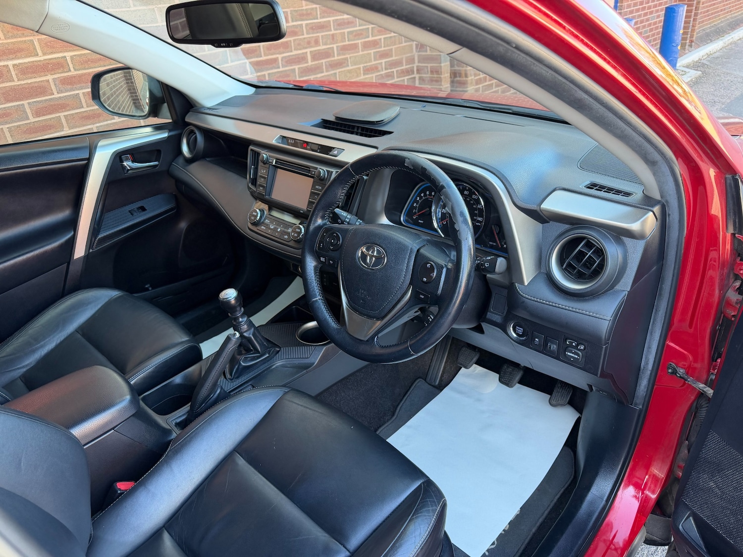 Used Toyota RAV4 2013 for sale - 78175923: Photo 9