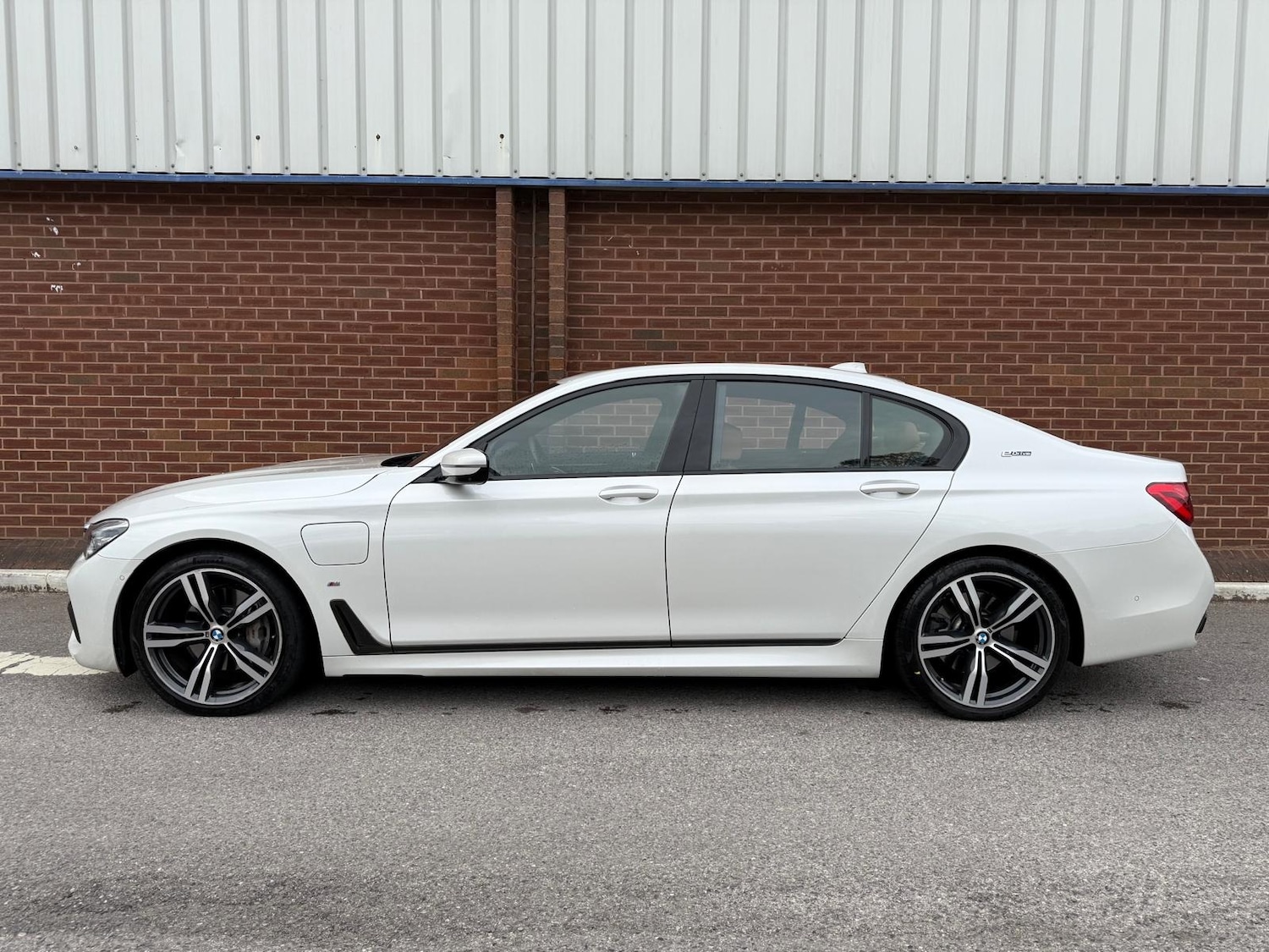 Used BMW 7 Series 2017 for sale - 76194408: Photo 3