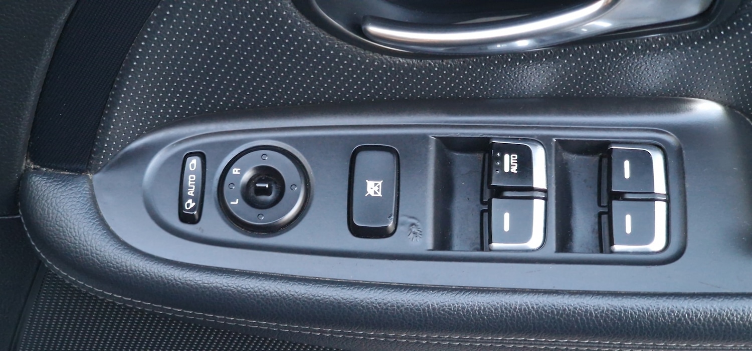 Used Kia Carens 2013 for sale - 77878582: Photo 16