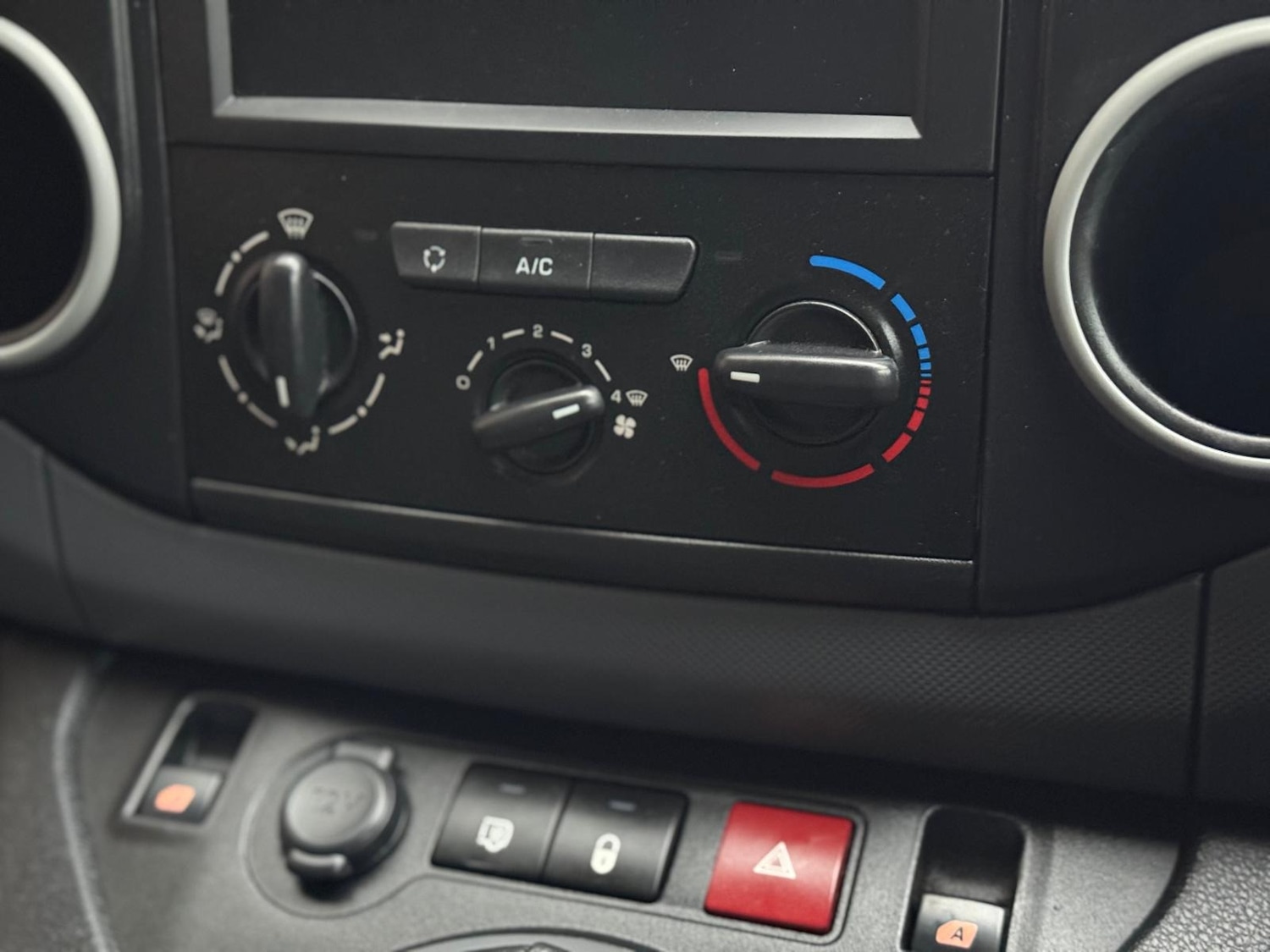 Used Citroen Berlingo 2016 for sale - 76766554: Photo 14