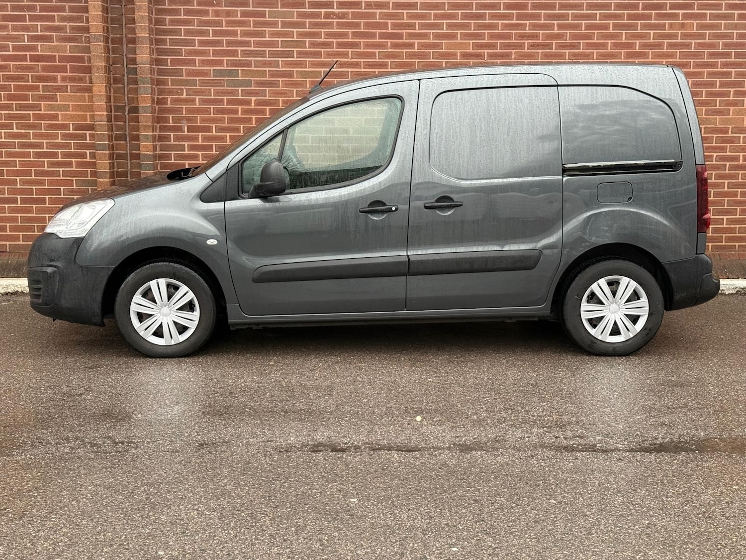 Used Citroen Berlingo 2016 for sale - 76766554: Photo 3