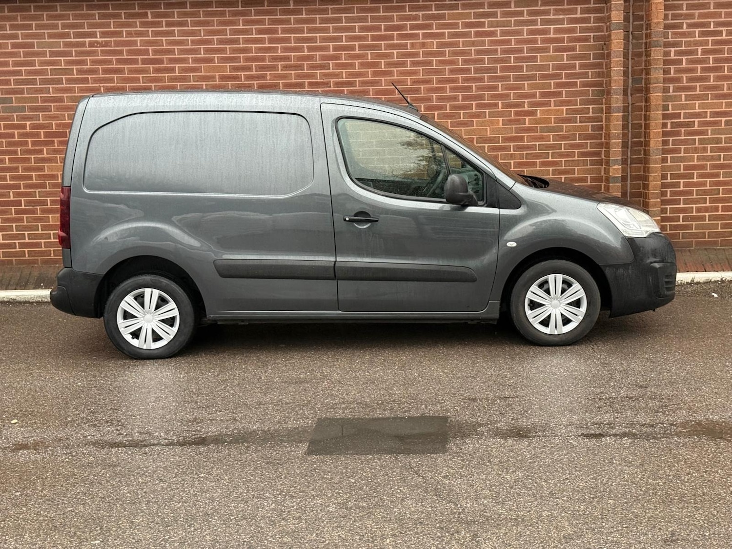 Used Citroen Berlingo 2016 for sale - 76766554: Photo 4