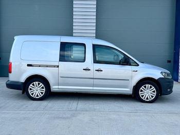 Used Volkswagen Caddy Maxi 2018 for sale - 79029854: Photo