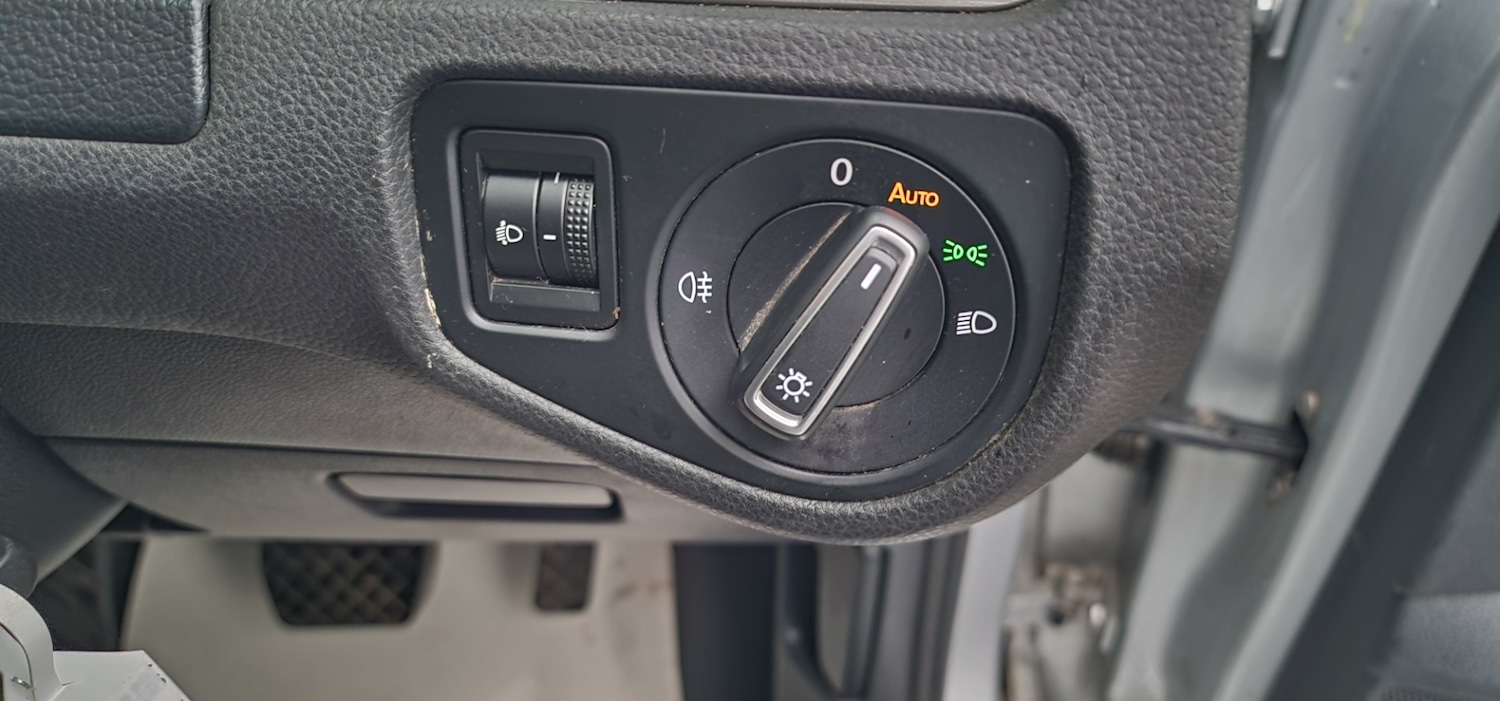 Used Volkswagen Golf 2014 for sale - 78053610: Photo 15