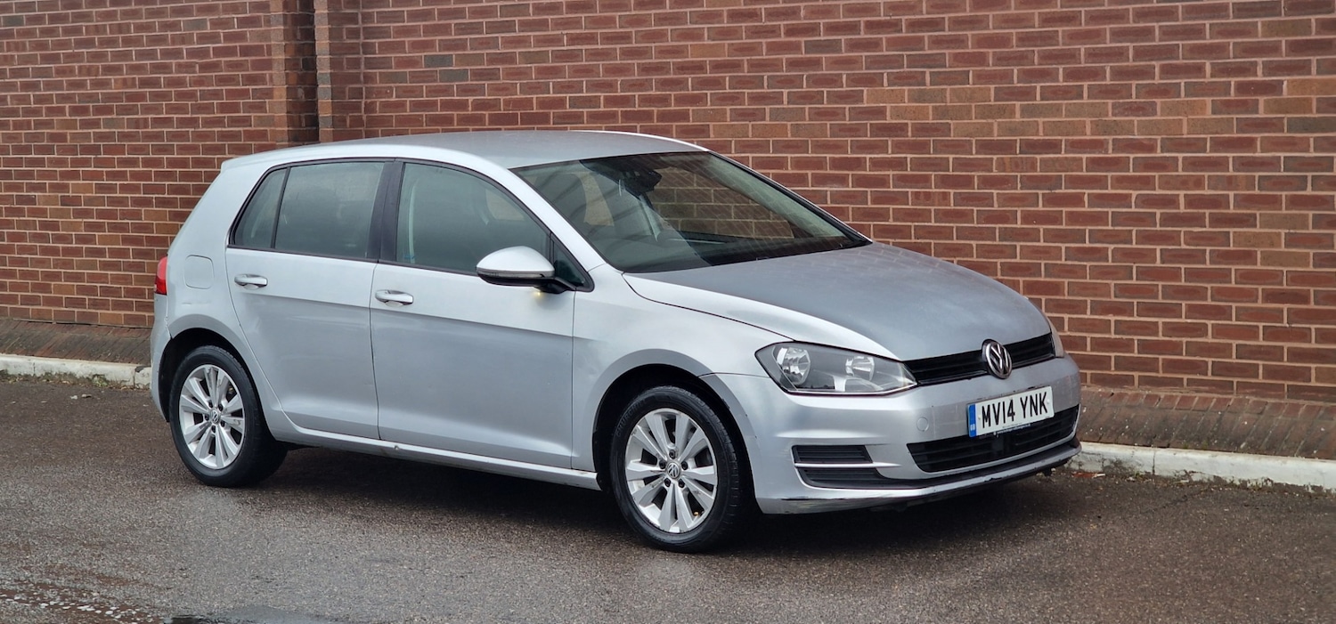 Used Volkswagen Golf 2014 for sale - 78053610: Photo 2