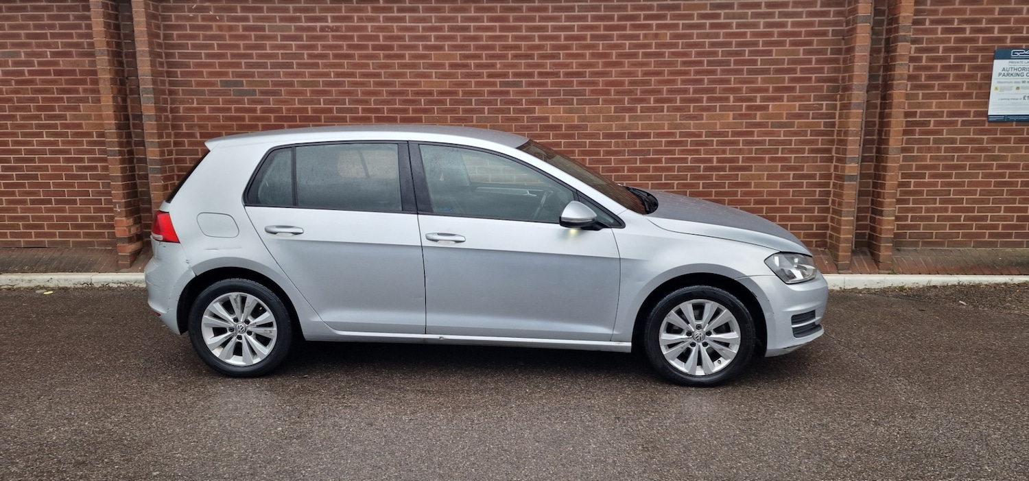 Used Volkswagen Golf 2014 for sale - 78053610: Photo 4
