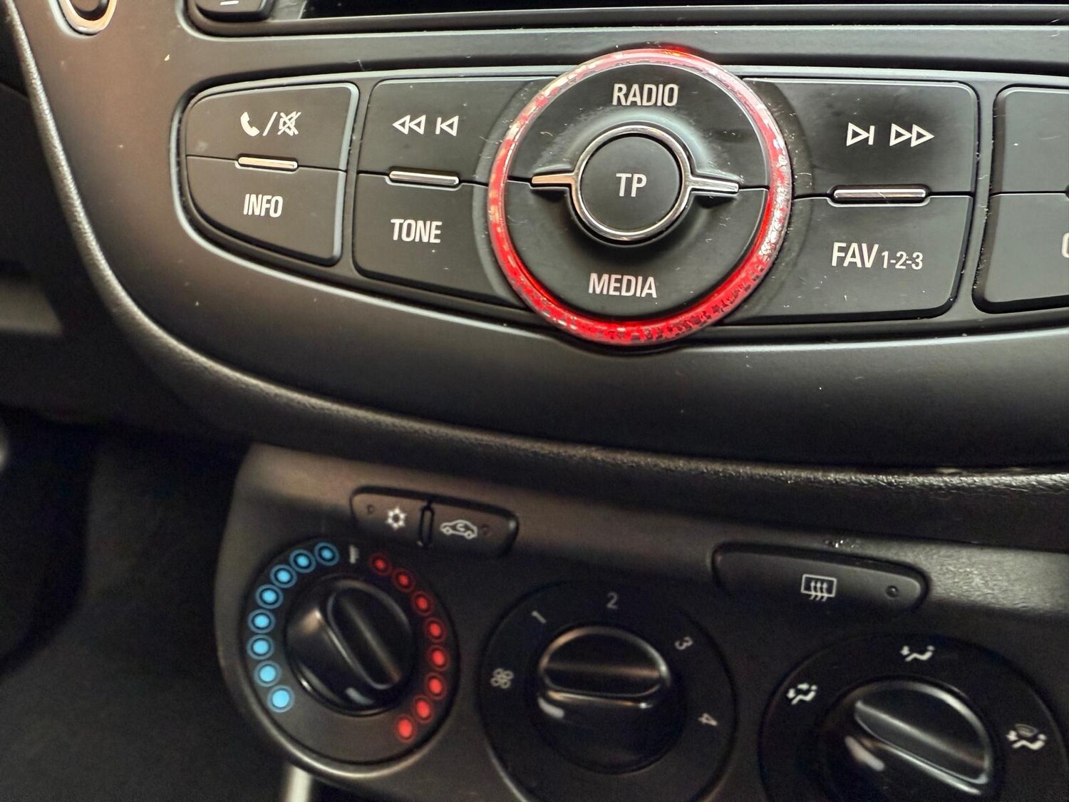 Used Vauxhall Corsa 2017 for sale - 76343830: Photo 15