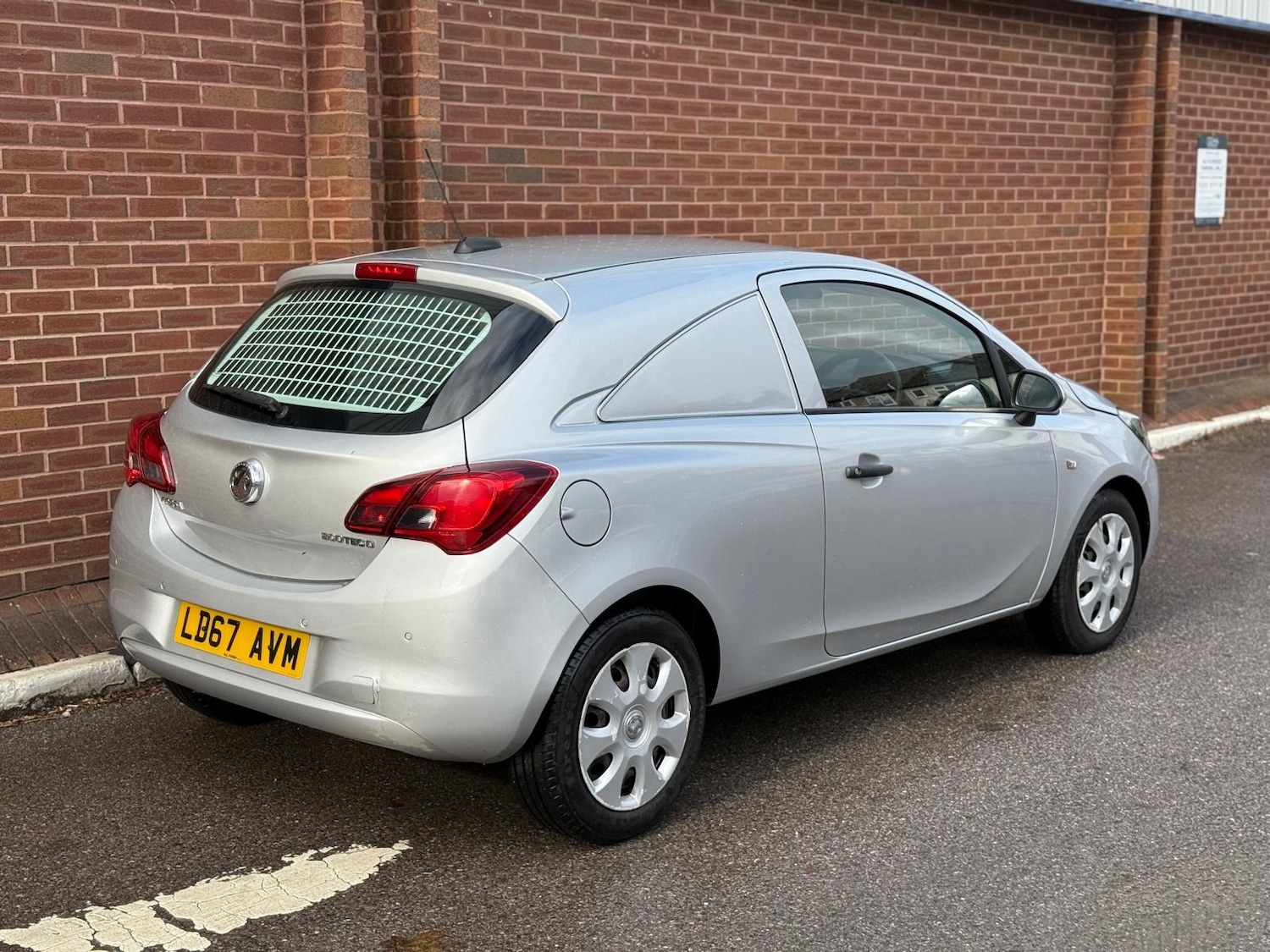 Used Vauxhall Corsa 2017 for sale - 76343830: Photo 6