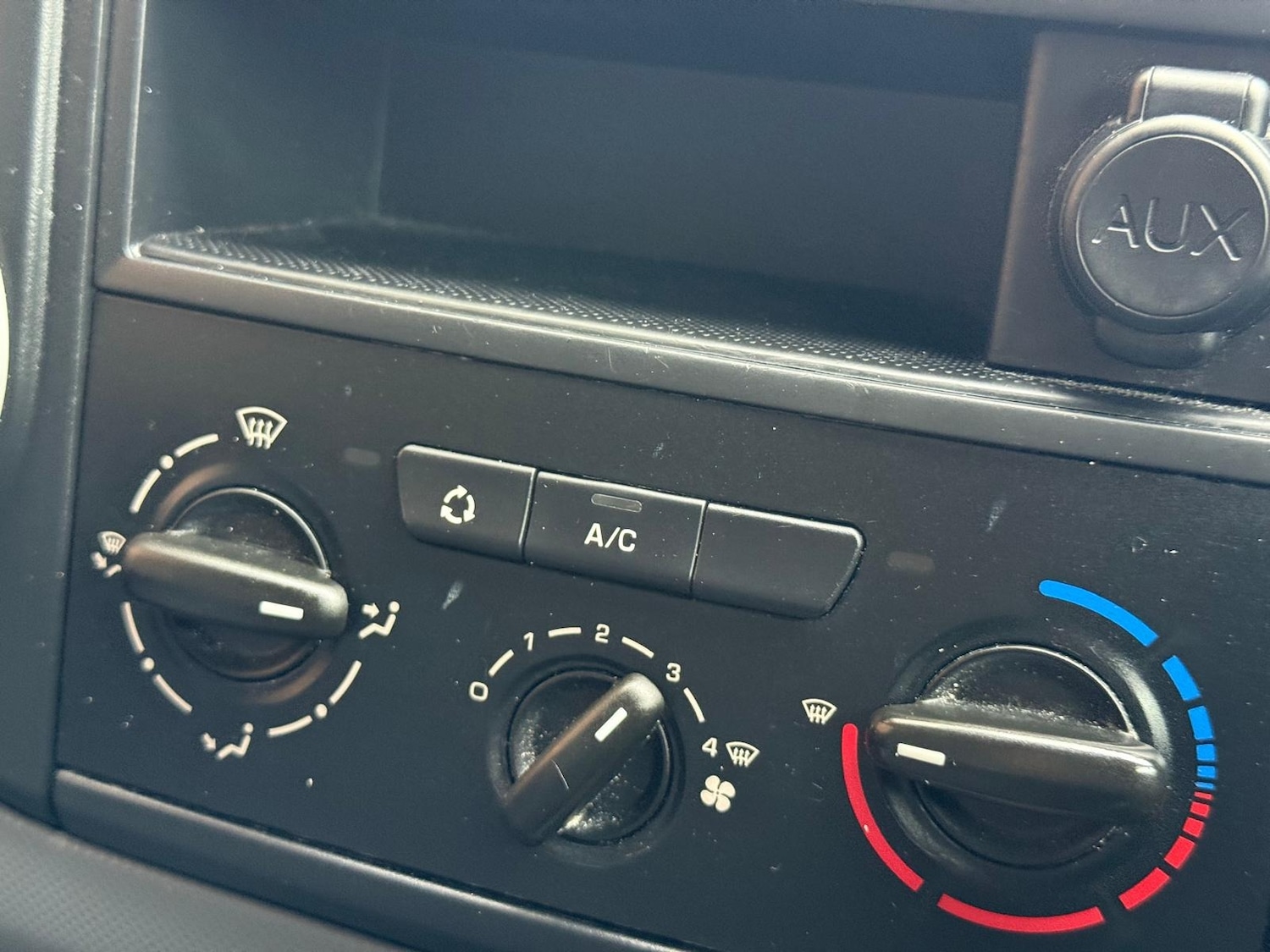 Used Peugeot Partner 2014 for sale - 76355237: Photo 13