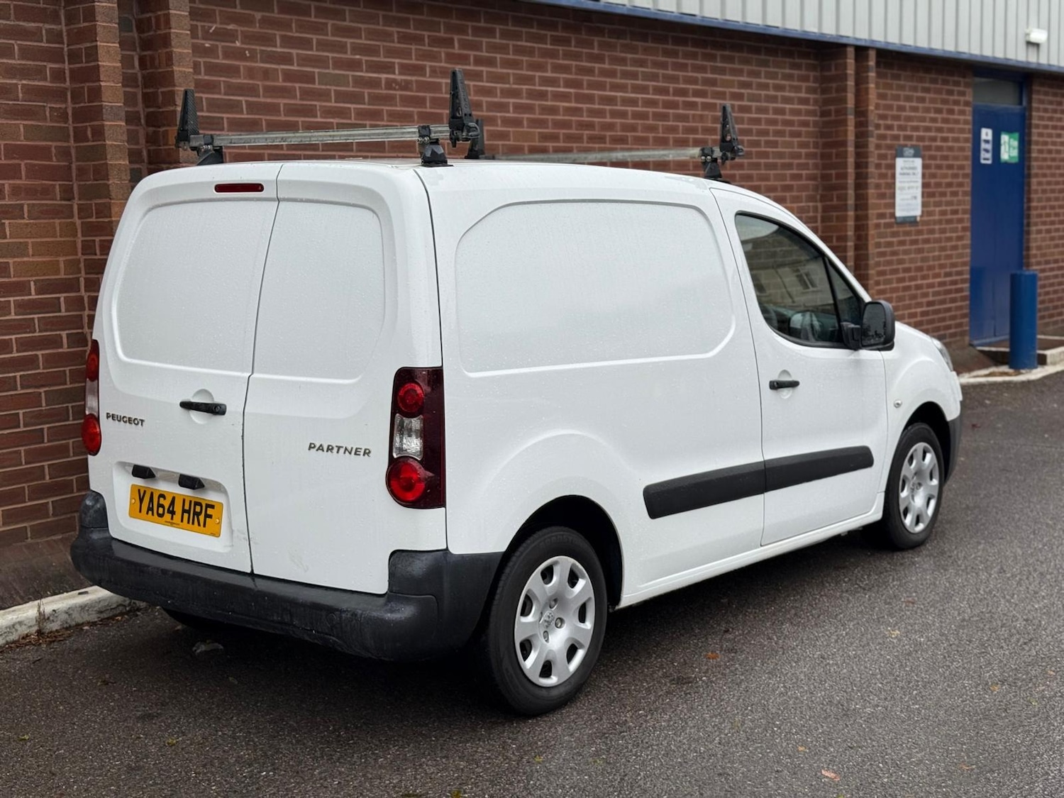 Used Peugeot Partner 2014 for sale - 76355237: Photo 6