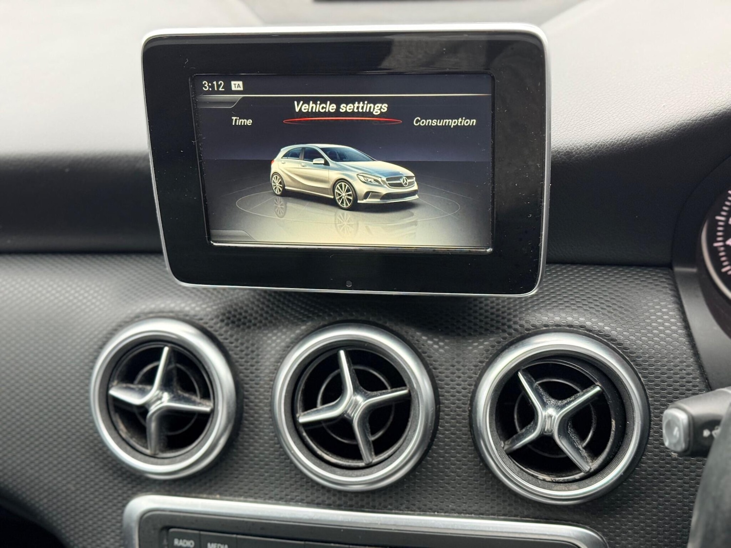 Used Mercedes-Benz A-Class for sale - 77705125: Photo 29