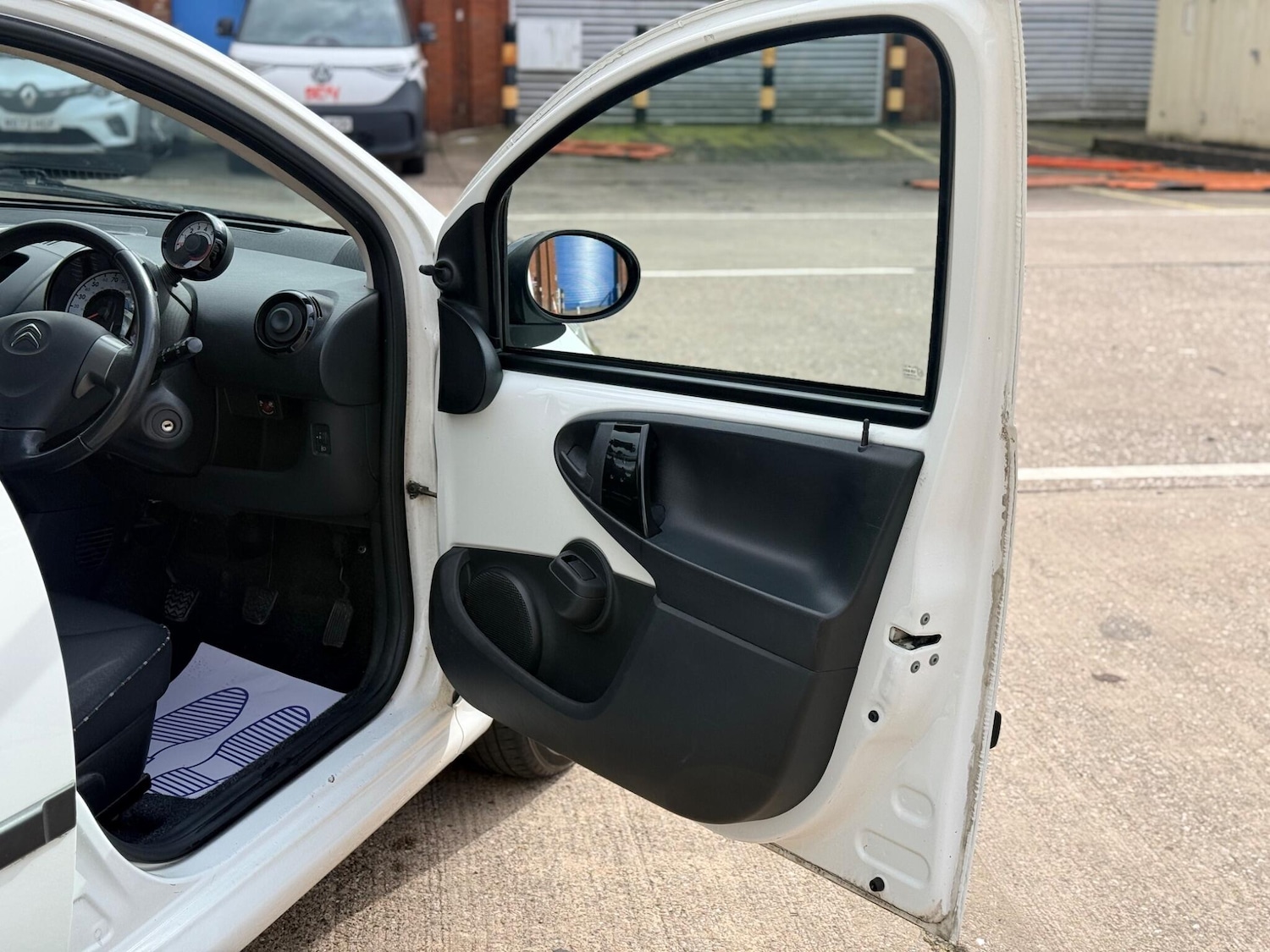 Used Citroen C1 2013 for sale - 77882547: Photo 10