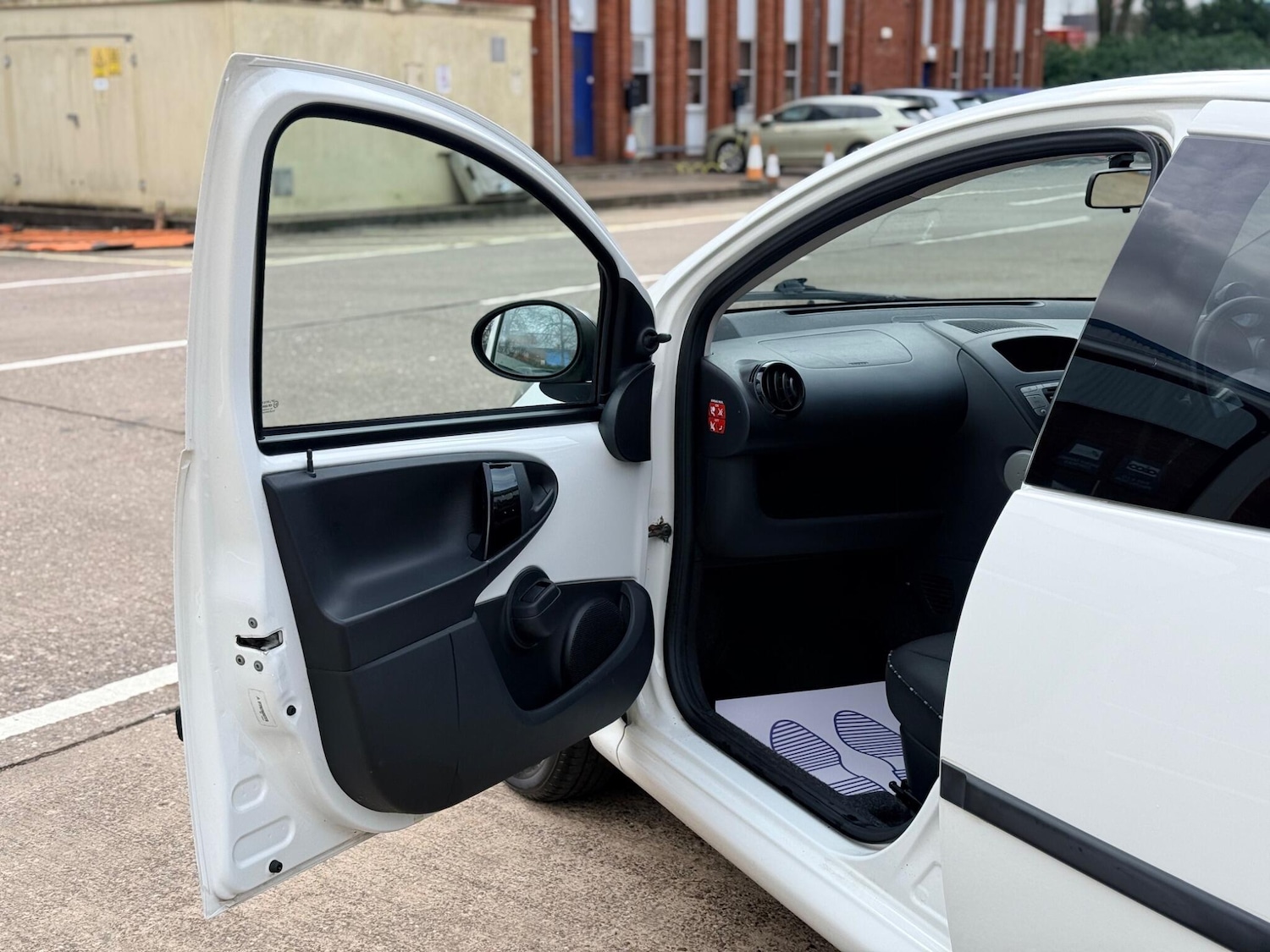 Used Citroen C1 2013 for sale - 77882547: Photo 16