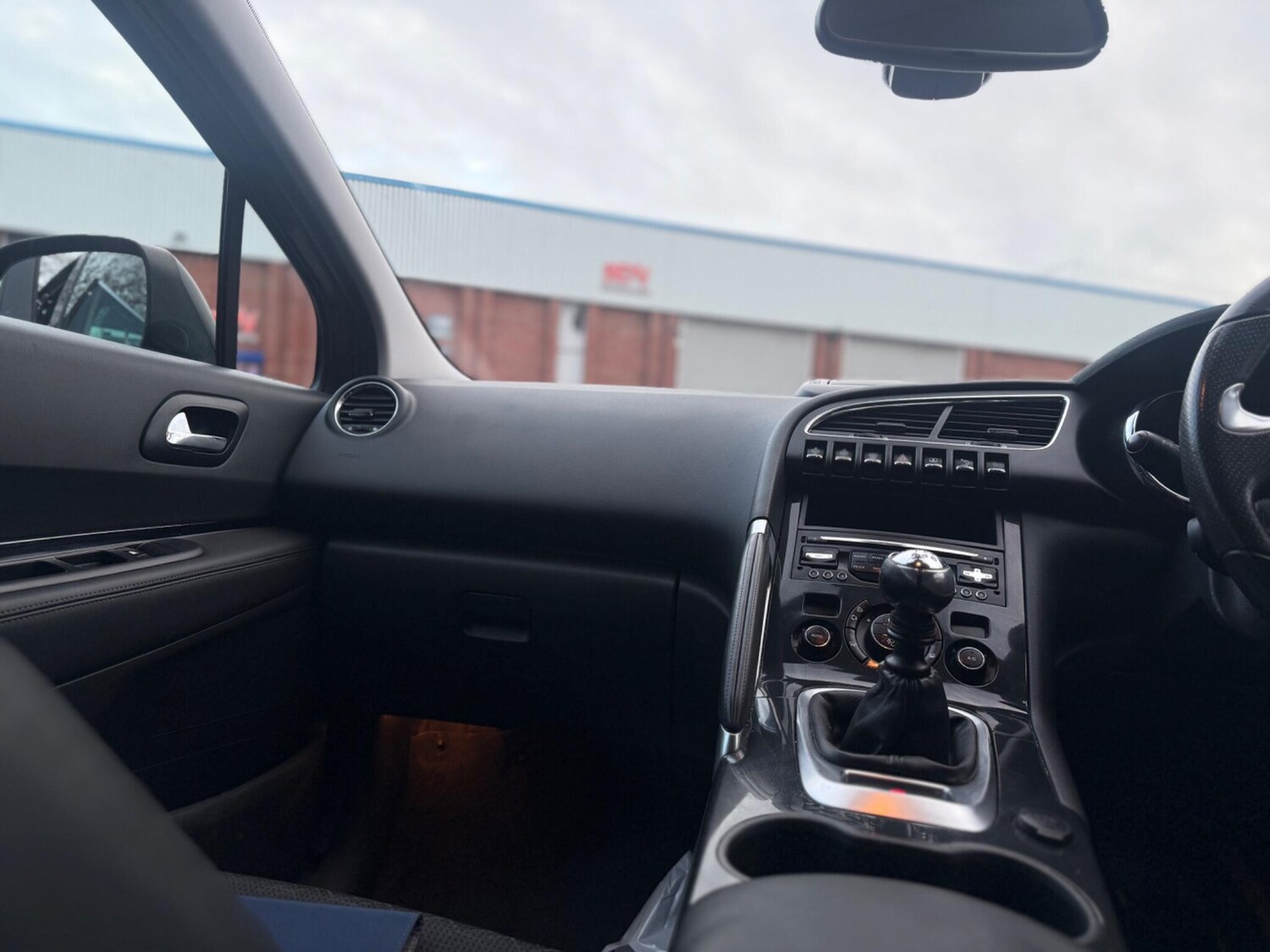 Used Peugeot 3008 2015 for sale - 77479112: Photo 17