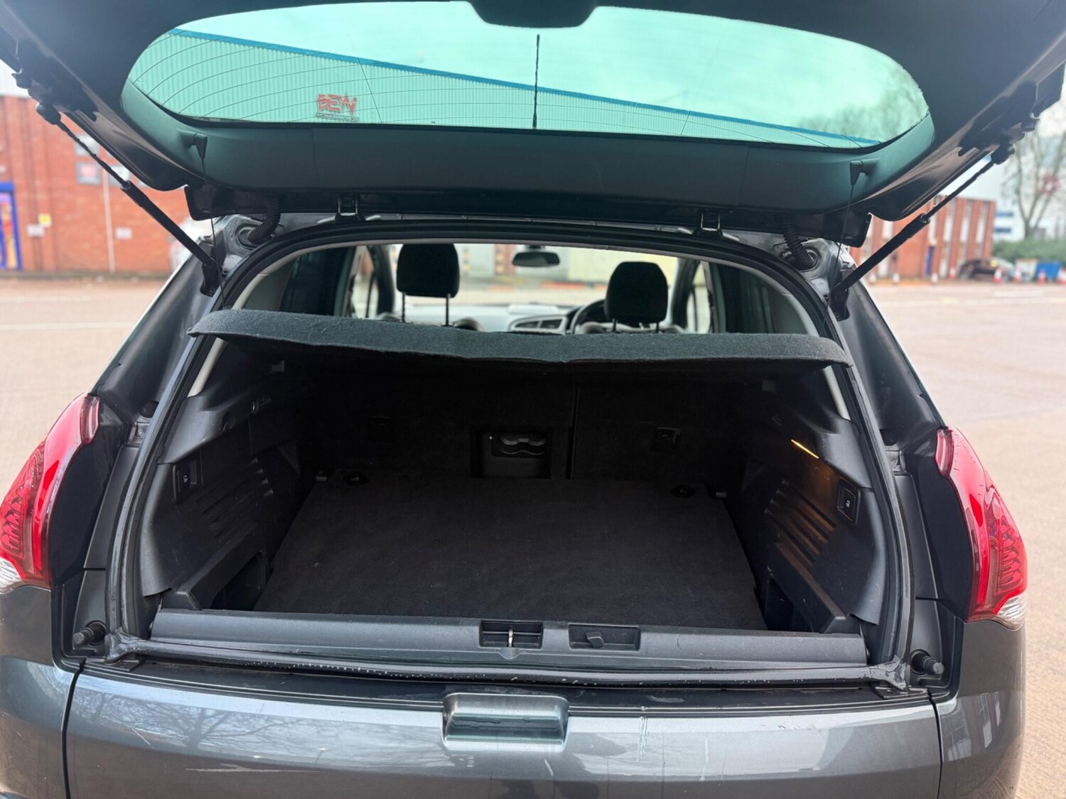 Used Peugeot 3008 2015 for sale - 77479112: Photo 28