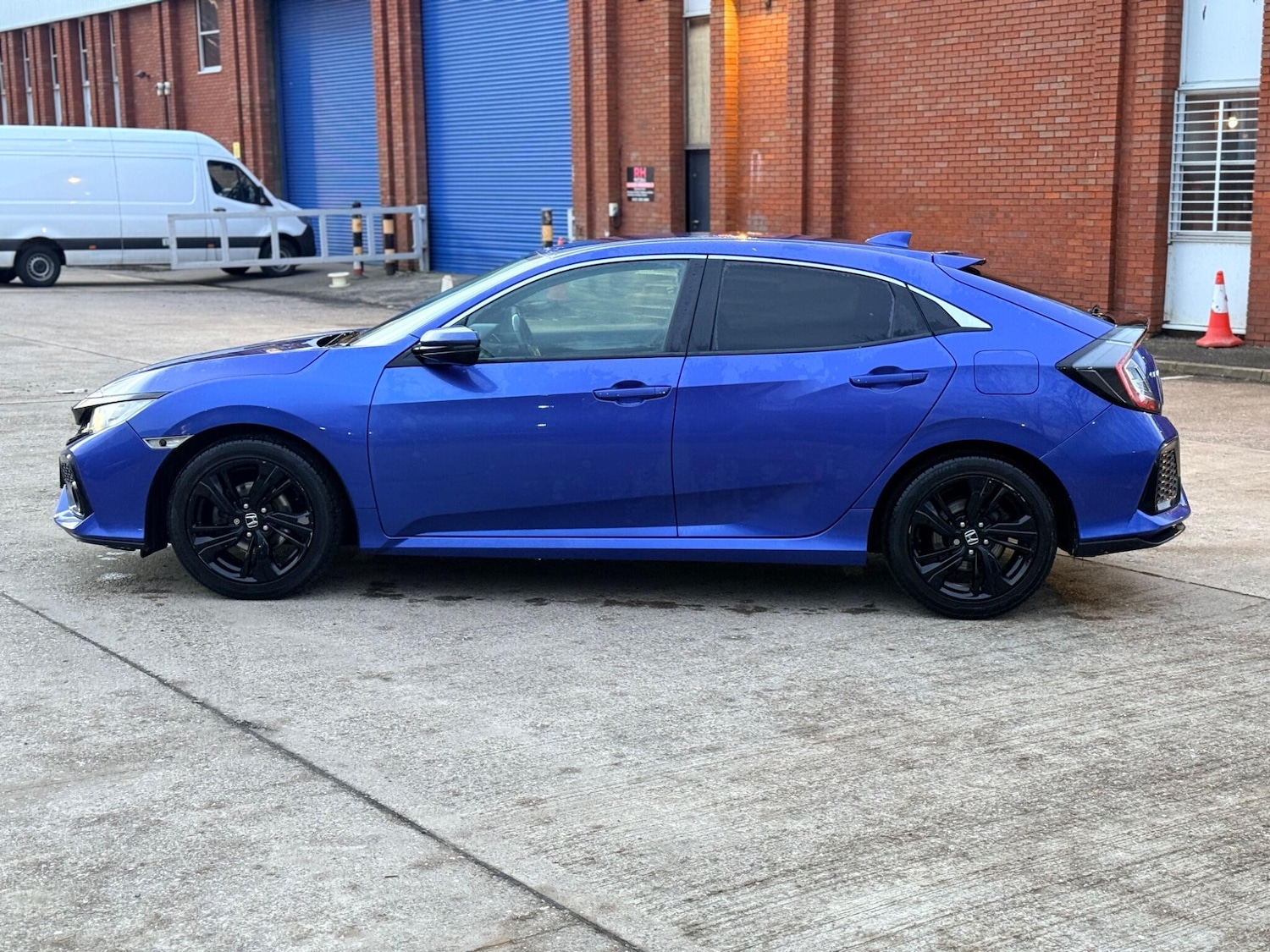 Used Honda Civic 2017 for sale - 77314780: Photo 13