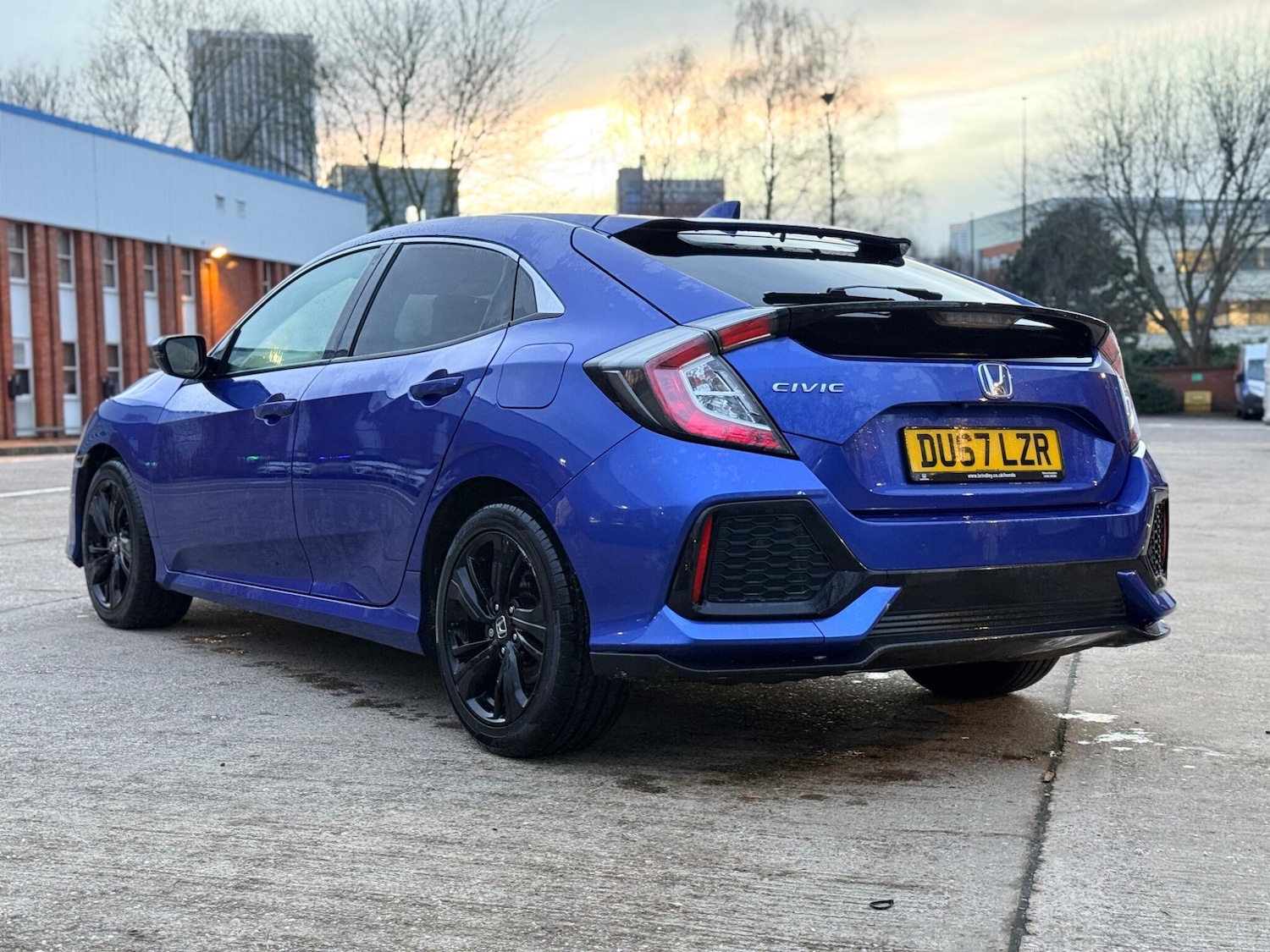 Used Honda Civic 2017 for sale - 77314780: Photo 3