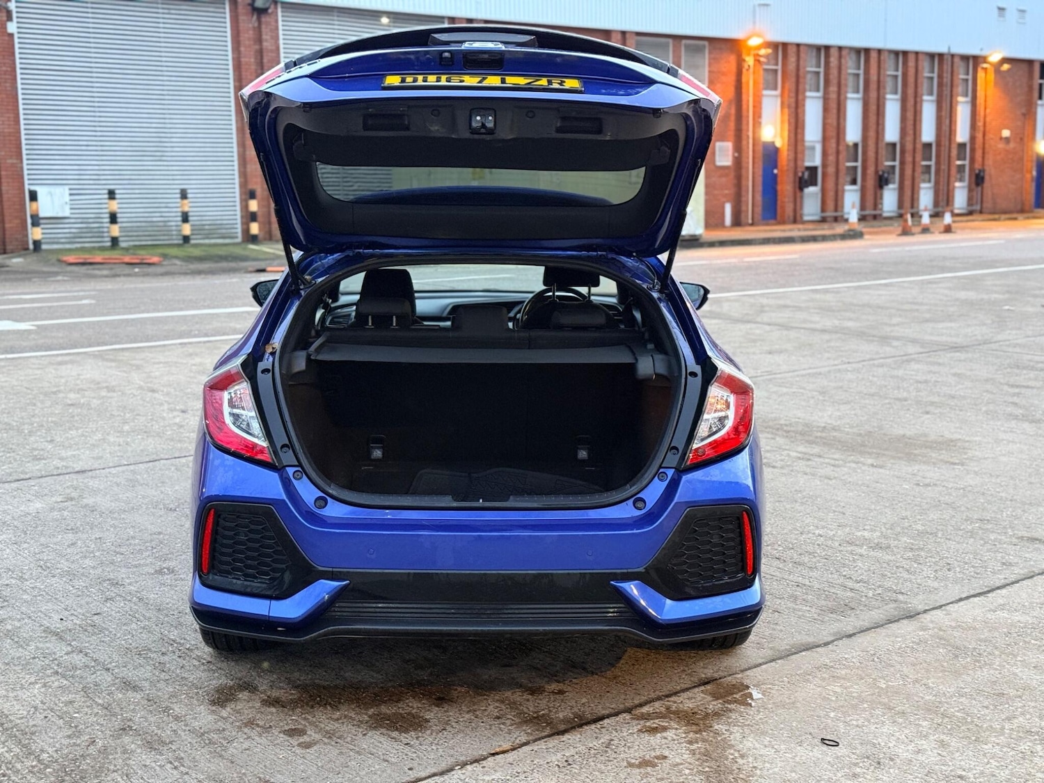 Used Honda Civic 2017 for sale - 77314780: Photo 33