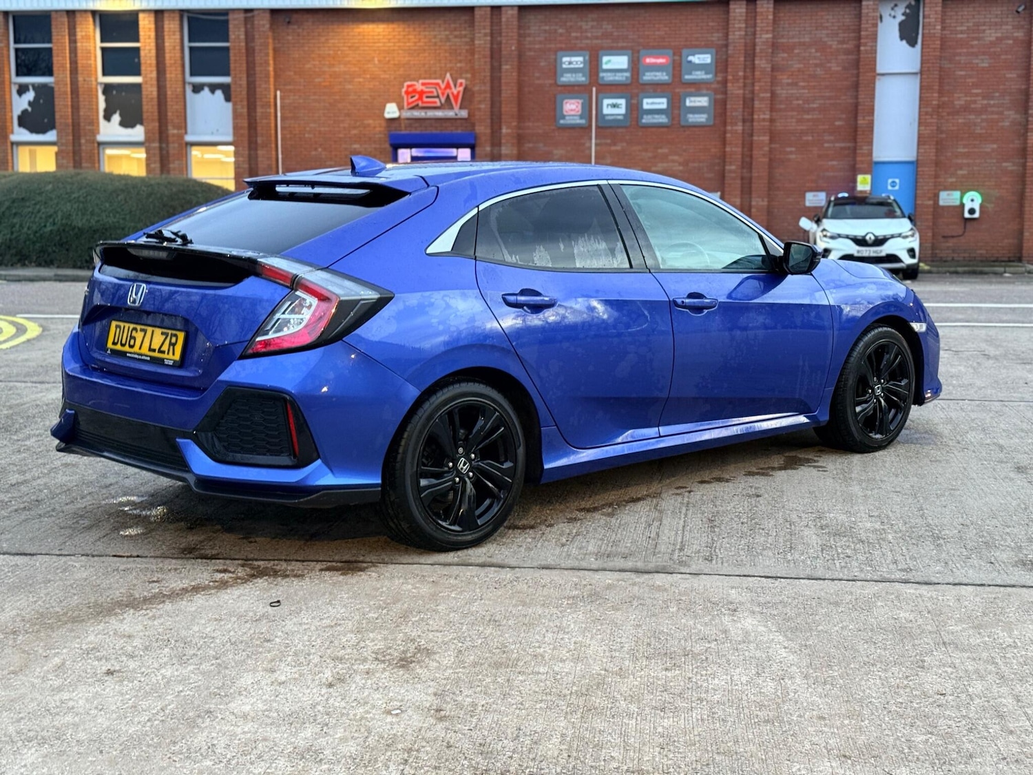 Used Honda Civic 2017 for sale - 77314780: Photo 6