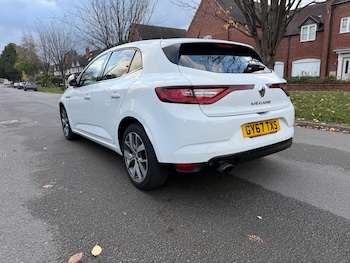Used Renault Megane 2017 for sale - 78561000: Photo