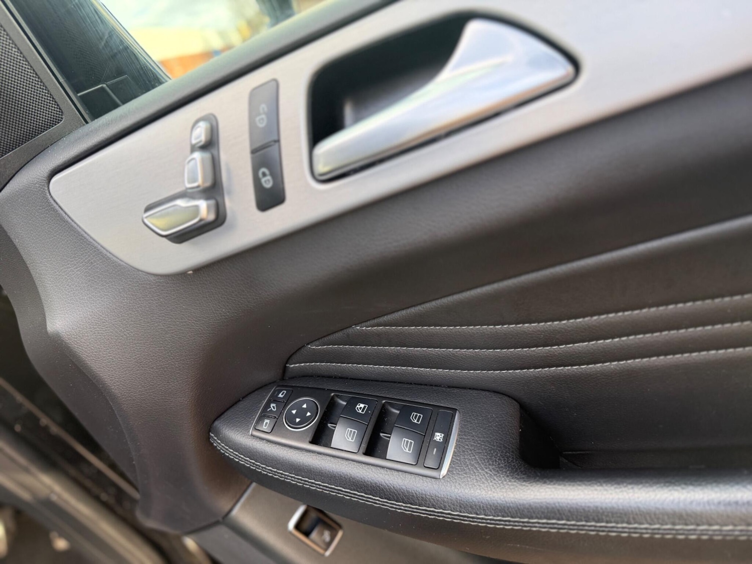 Used Mercedes-Benz GLE 2016 for sale - 77253631: Photo 31