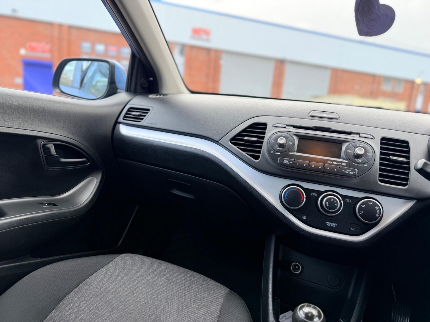 Used Kia Picanto 2012 for sale - 77314713: Photo 25