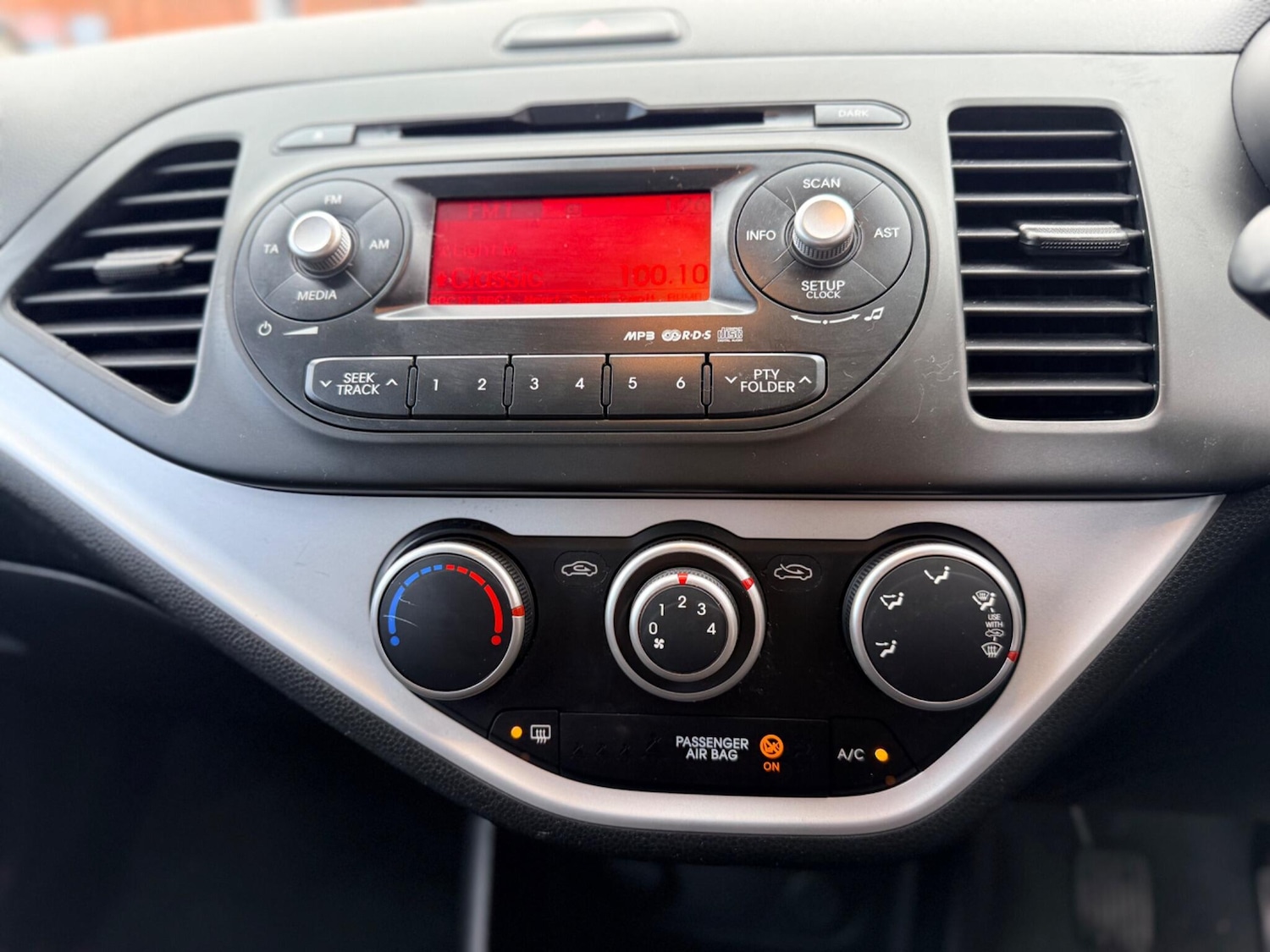 Used Kia Picanto 2012 for sale - 77314713: Photo 28