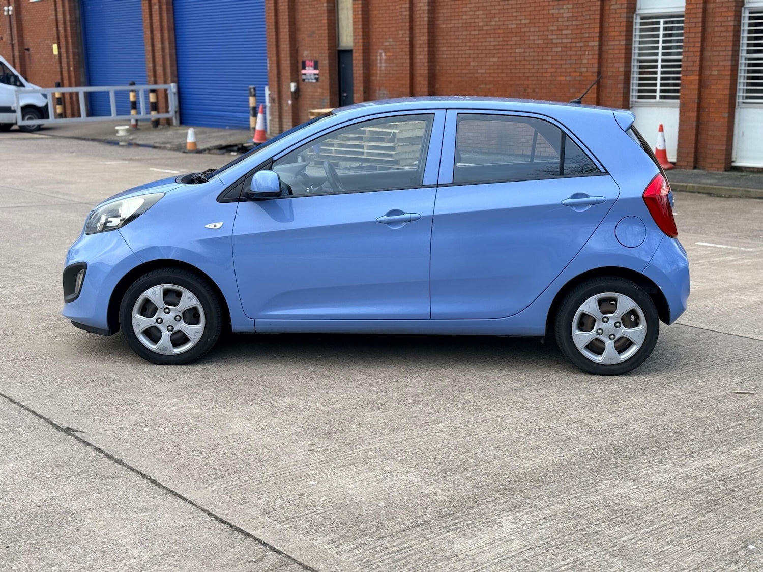 Used Kia Picanto 2012 for sale - 77314713: Photo 9
