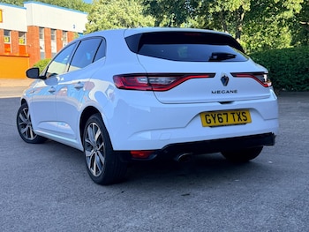 Used Renault Megane 2017 for sale - 79602359: Photo