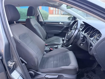 Used Volkswagen Golf 2018 for sale - 78260858: Photo