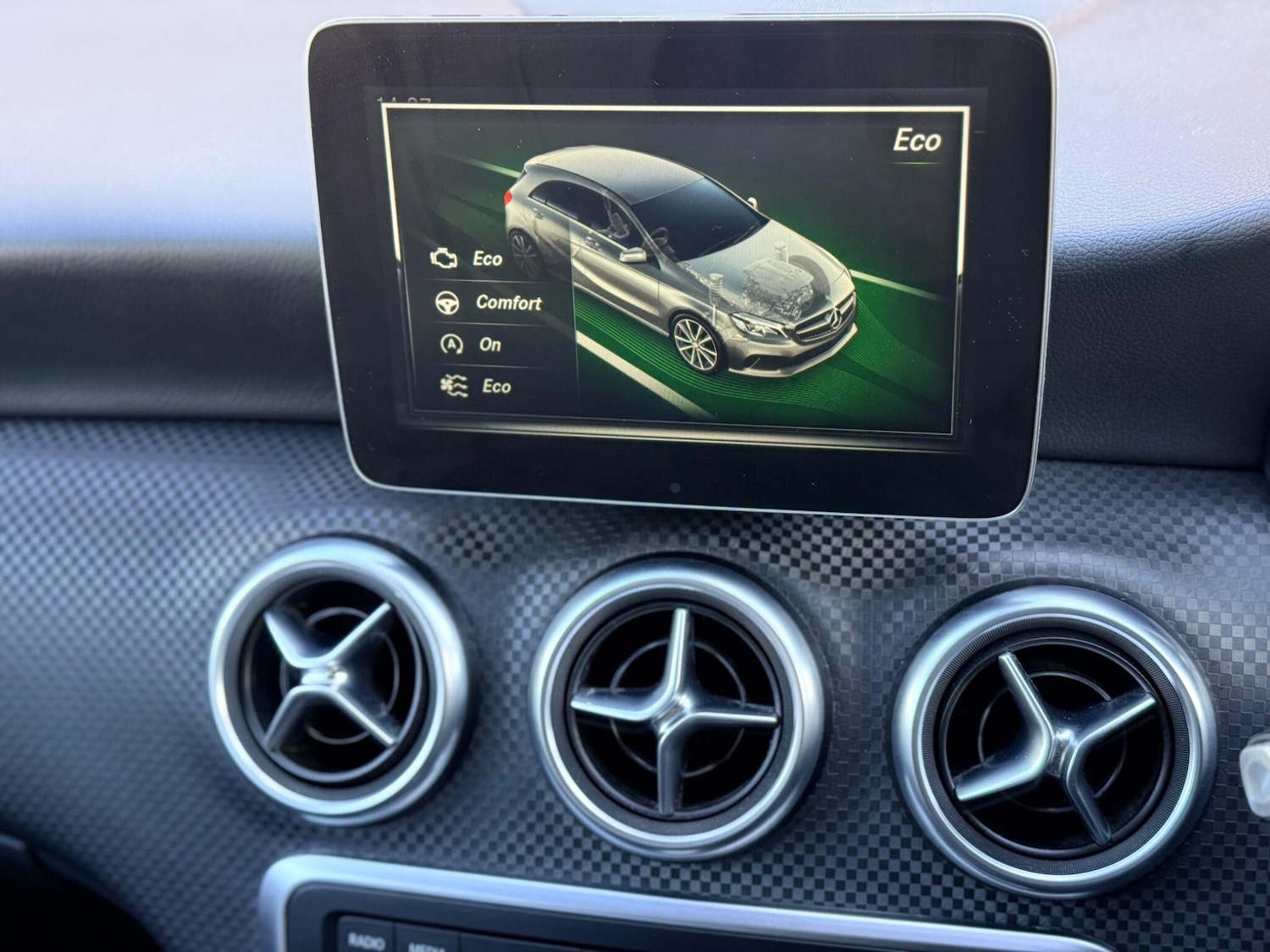 Used Mercedes-Benz A-Class for sale - 77752990: Photo 32