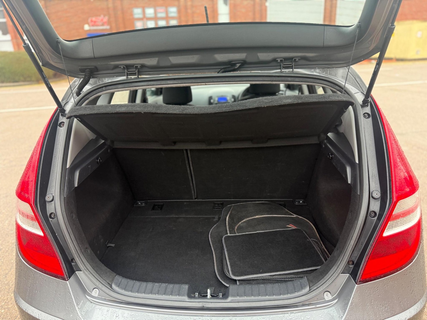 Used Hyundai i30 2012 for sale - 77255605: Photo 24