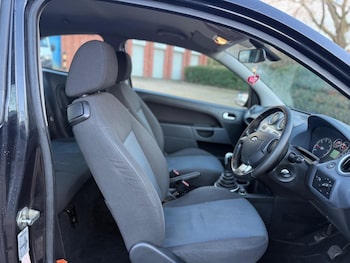 Used Ford Fiesta 2007 for sale - 77440680: Photo