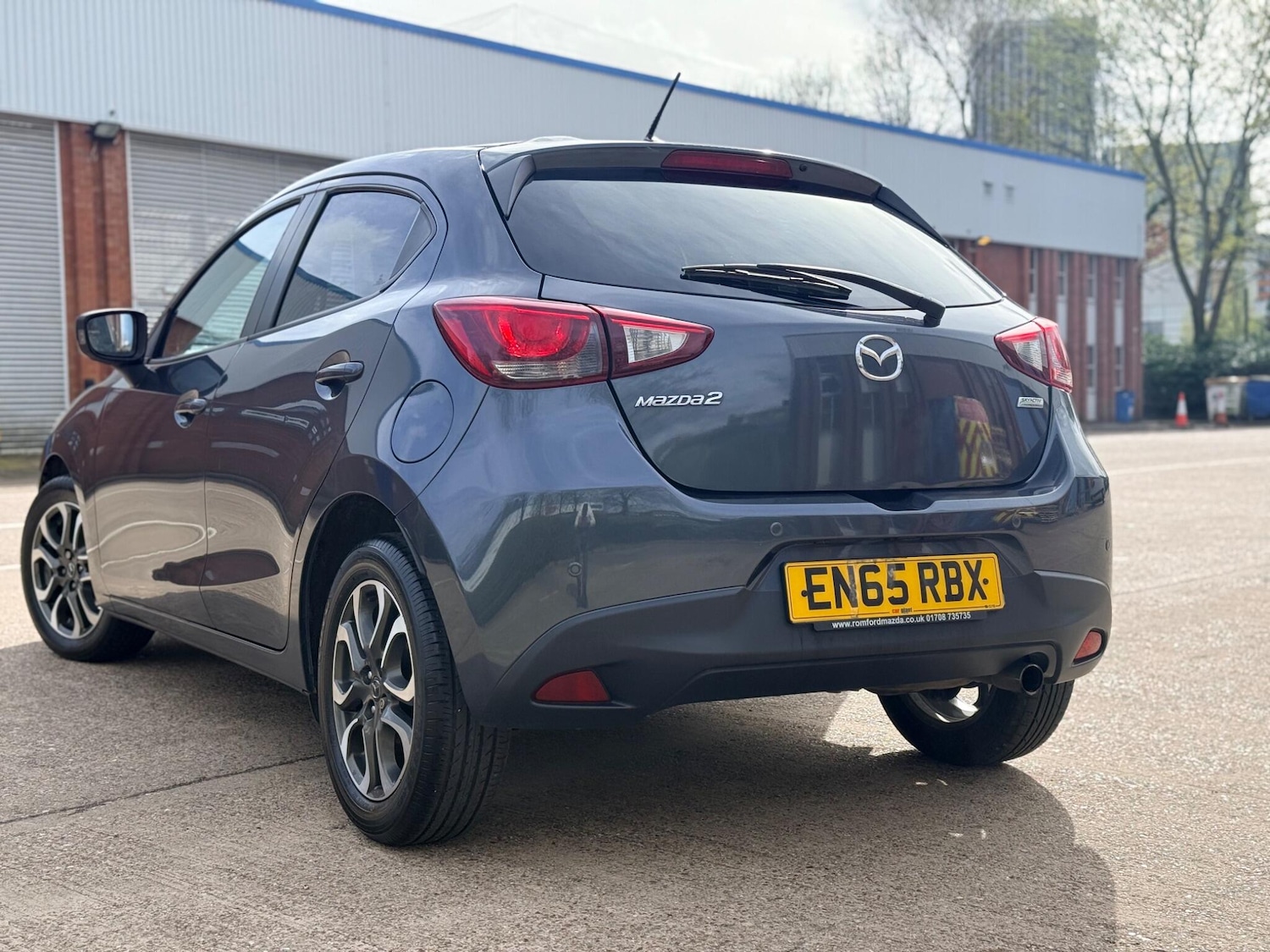 Used Mazda Mazda2 2016 for sale - 78141583: Photo 3