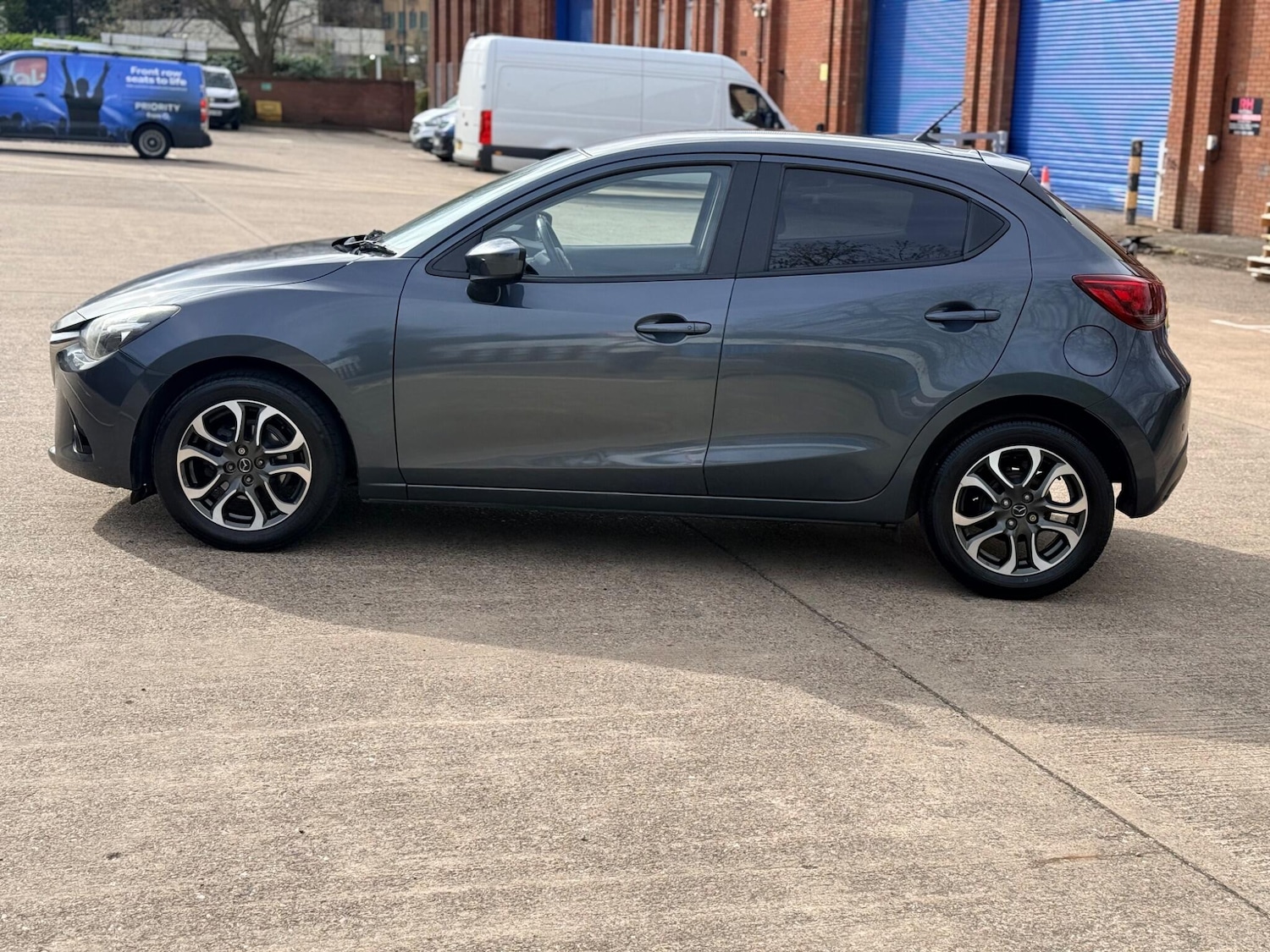 Used Mazda Mazda2 2016 for sale - 78141583: Photo 32