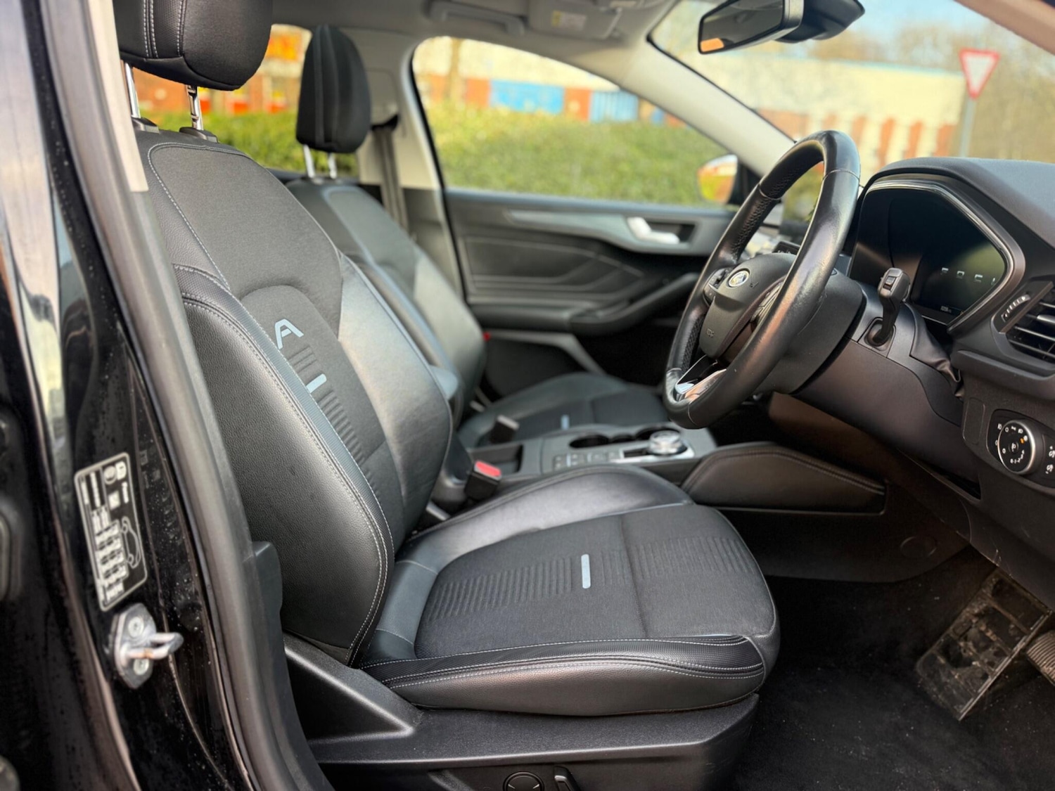 Used Ford Focus 2021 for sale - 77253672: Photo 17