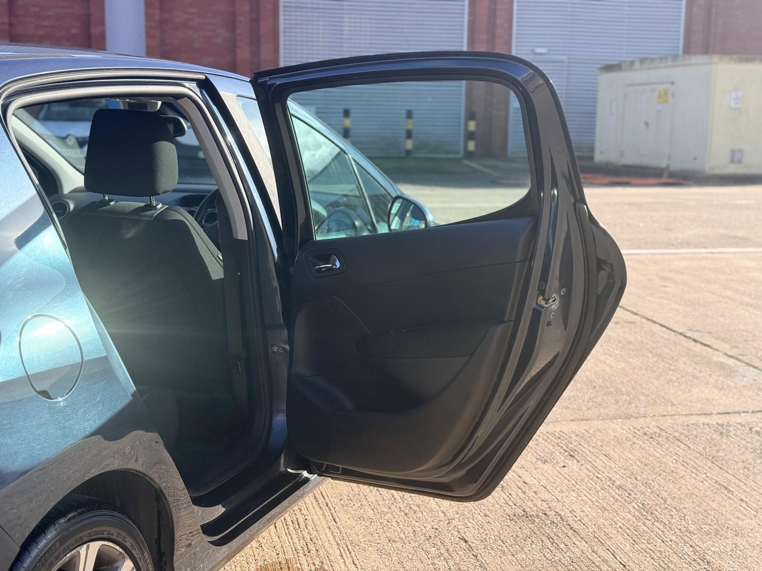 Used Peugeot 308 2012 for sale - 77883244: Photo 12