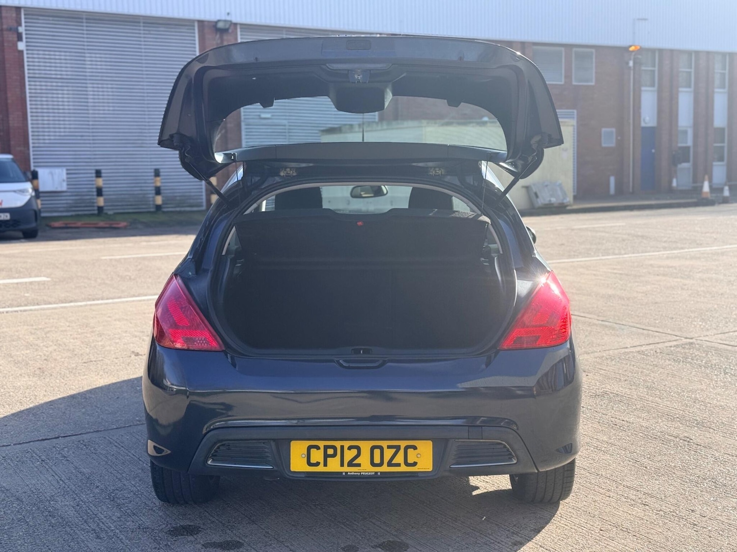 Used Peugeot 308 2012 for sale - 77883244: Photo 26